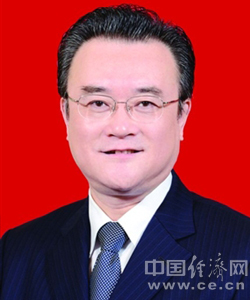 薛峰同志简历