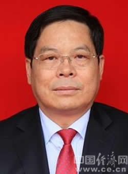 李国忠今年2月起已担任格尔木市委书记